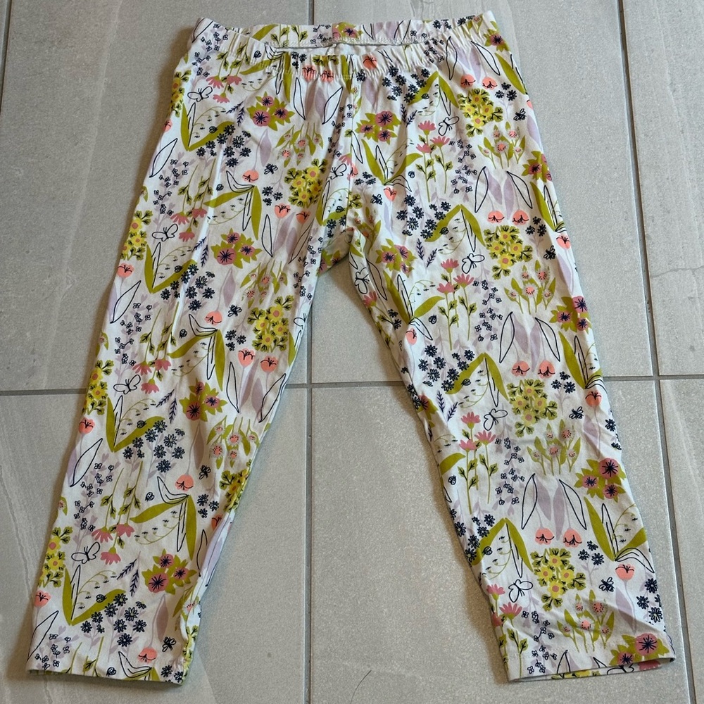 Cat & Jack Almond Cream Floral Capri Legging Size XL 14-16